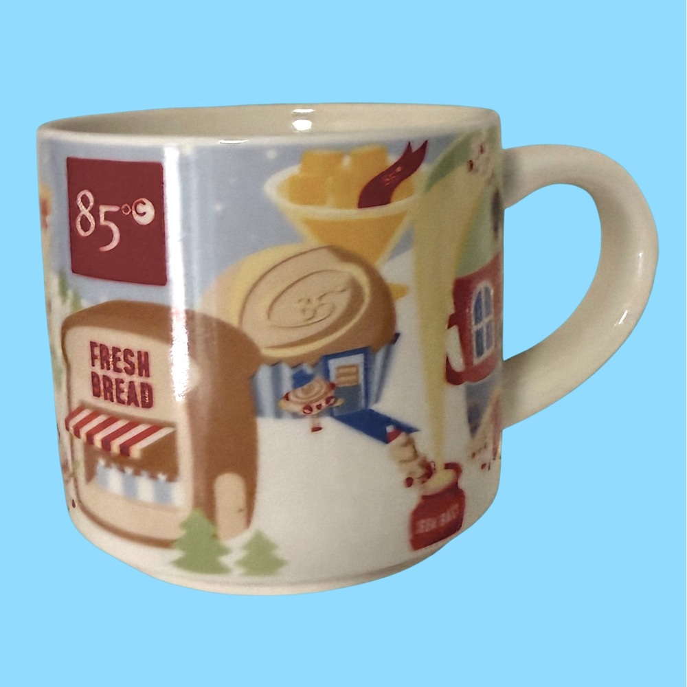 85°C Bakery Cafe Annual Holiday 2023 Collectible Mug
